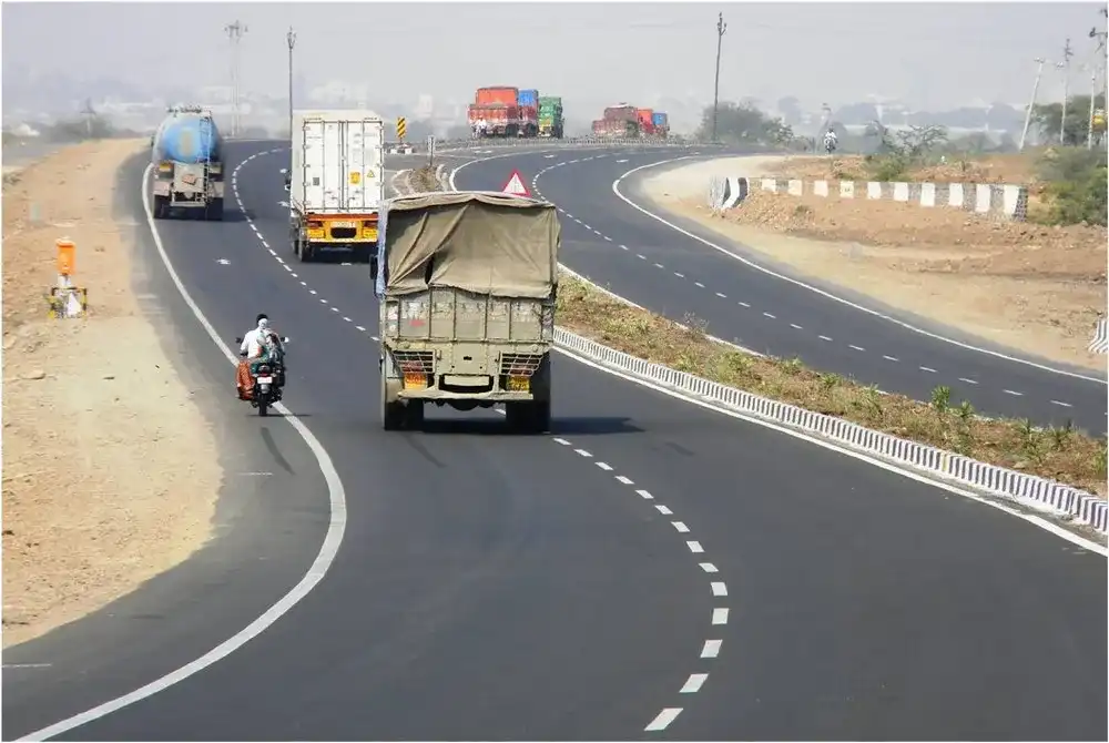 4- Lane Pune - Sholapur Road, Maharashtra